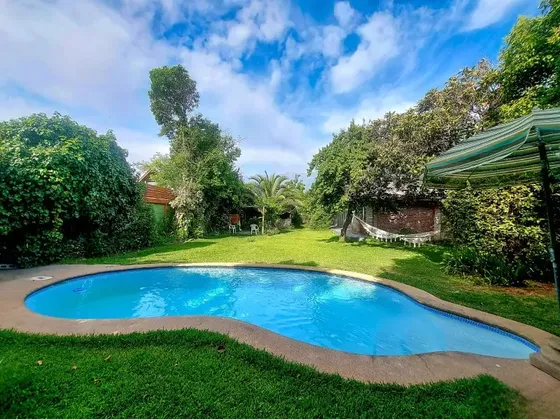 Casa 1000m2 De Terreno Con Piscina 6d Y 3b
