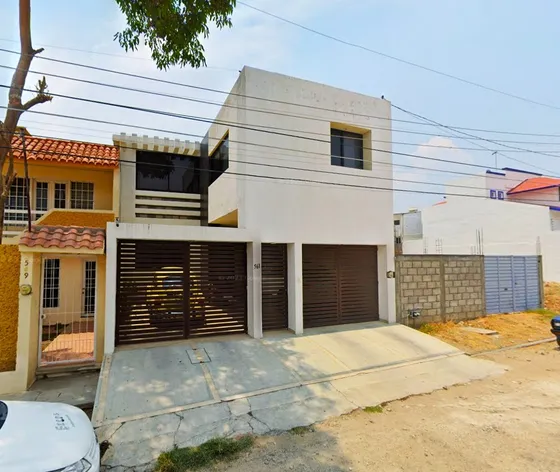 Casa Moderna De 4 Habitaciones En Venta,excelente Ubicacion, Oportunidad De Inversion