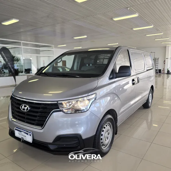 Hyundai H1 Furgon 2as 2.4