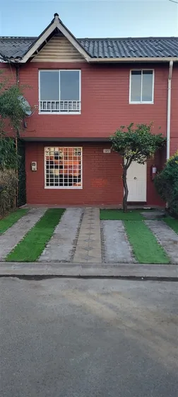 Casa En Arriendo 3d/2b En Condominio Cerrado, Puente Alto