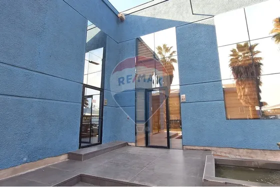 Oficina Moderna En Quilicura: ¡lista Para Usar!
