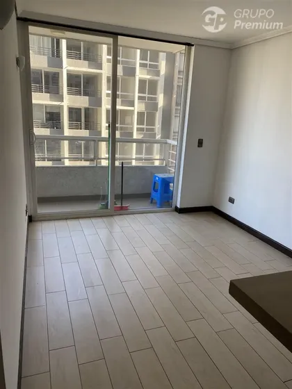Departamento En Arriendo De 2 Dorm. En Santiago