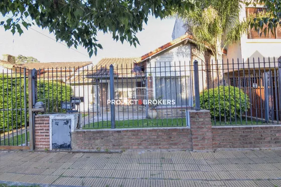 Espectacular Chalet En Castelar Norte