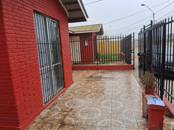 Acogedora Casa En Bosque San Carlos