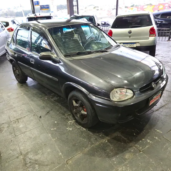 Chevrolet Corsa Classic 1.6 Super 4p