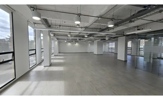 Oficina De 270 M2 En Arriendo, La Castellana