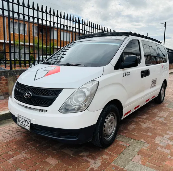 Hyundai Starex 2.5 H1