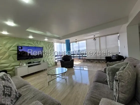 Apartamento En Venta. Urb. Miranda # 26-15559