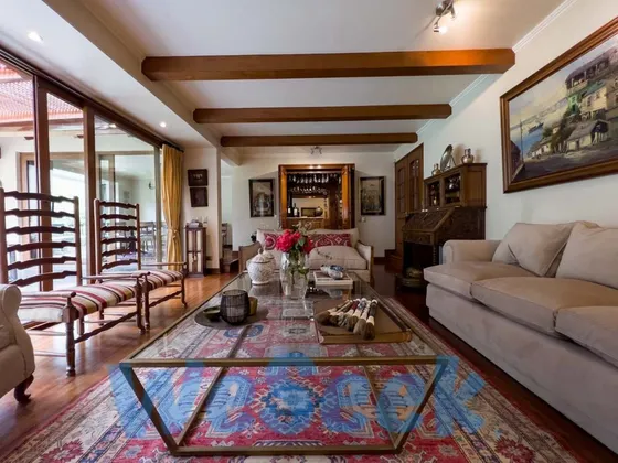 Venta Casa De 6 Dorm.5 Baños ,lo Barnechea (clh10)