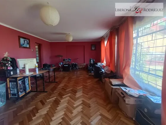 Casa En Venta De 10 Dorm. En Valparaíso