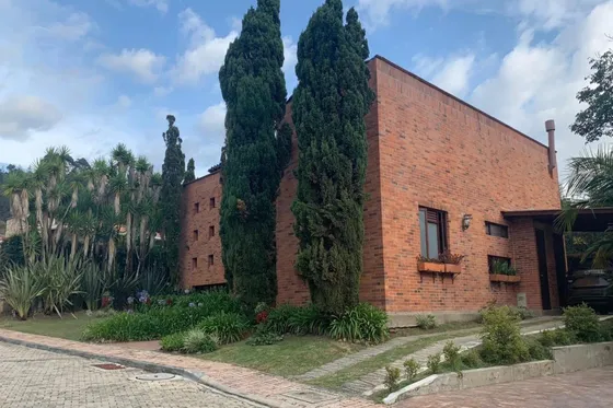 Casa En Venta En El Retiro. Cod V501143