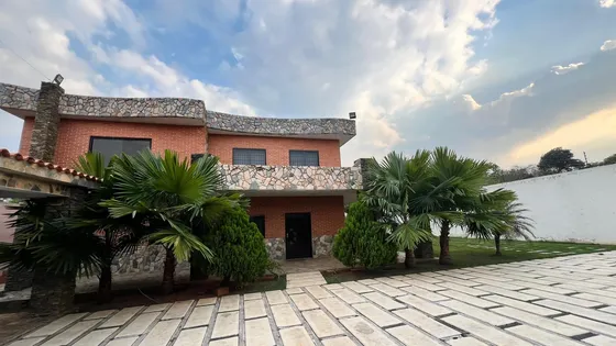 Casa Moderna Semiamoblada En Venta En Valencia, Residencias Safari Ranch - Atmlf