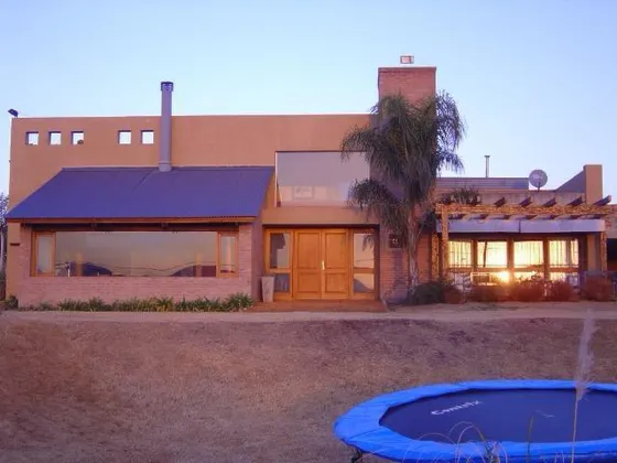 Venta Casa 3 Dormitorios-mendiolaza Golf-vista A Las Sierras