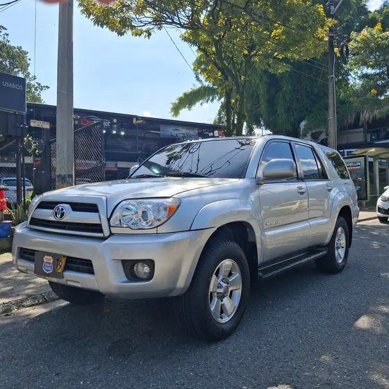 Toyota 4runner 4.0 Limited