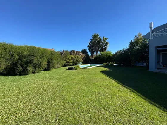 Casa En Los Castores En Alquiler Y Venta. Nordelta