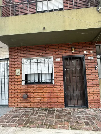 Alquiler Duplex Dos Ambientes Con Patio Propio 