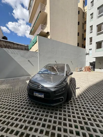 Citroën Grand C4 Picasso 1.6 Shine Hdi 115cv