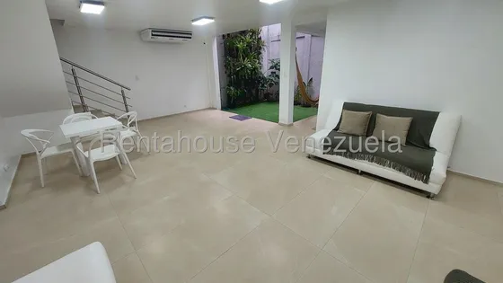 Casa En Venta En Oripoto Con Preciosa Terraza Privada