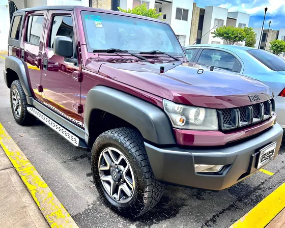 Baic Bj40 2.0t 4wd At