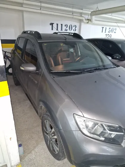 Renault Stepway 1.6 Intense Automática