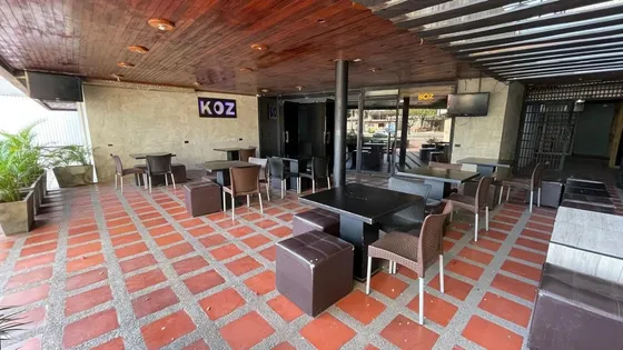 Pcv-052 Zona Norte Punto Comercial Koz Edificio Clodomira Avenida 72 Con Bella Vista