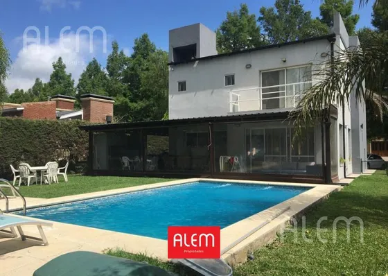 Casa En  Alquiler En Lauquen Canning