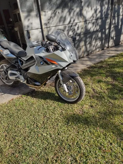 Bmw -  F 800  St  Gs