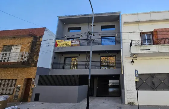 Duplex En Venta En Lanus Oeste