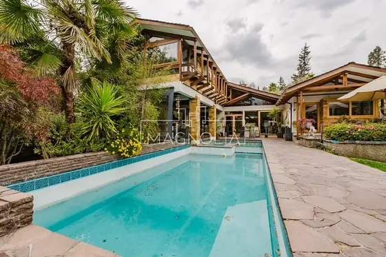 Casa En Venta En Las Condes