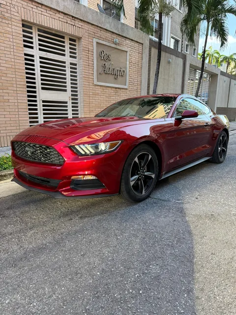Ford Mustang Automatico