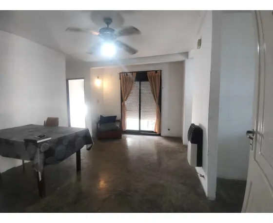 Departamento En Venta 3 Ambientes, En Ezpeleta, Barrio Covendiar