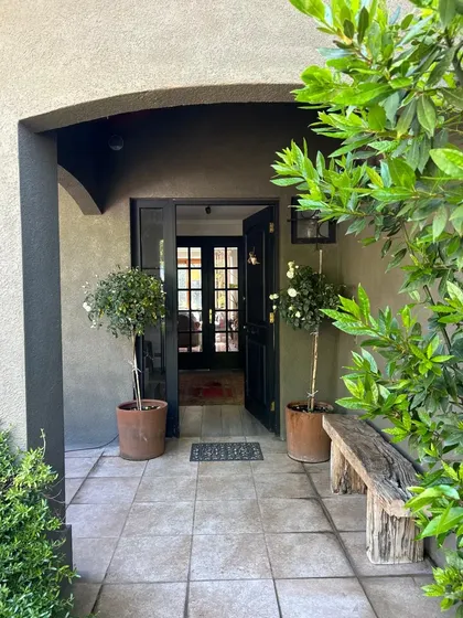 Casa Remodelada En Condominio Cerrado