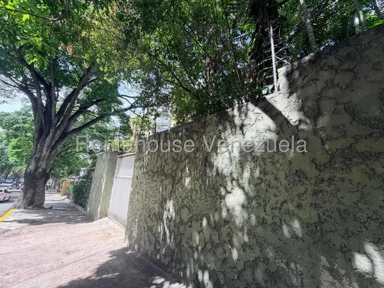 Venta De Casa En La Castellana 432.2 M2 6 Hab 7 Baños 10 Puestos / 26-21445
