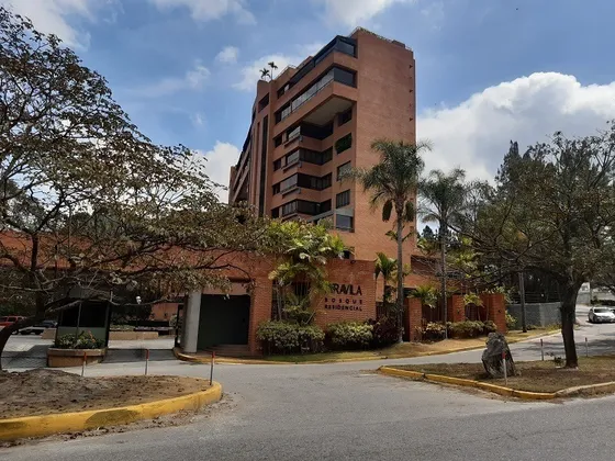 Vendo Magnifico Ph Duplex La Tahona, Caracas, 660 M2 6h,8b,5e, Pozo Profundo
