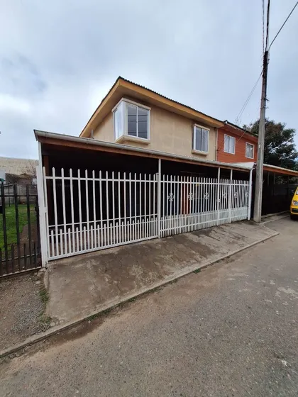 Se Vende Casa Céntrica En Romeral (93911)