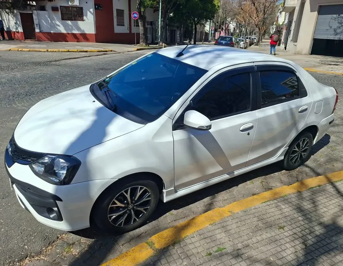 Toyota Etios 1.5 Sedan Xls At