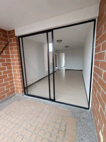 Apartamento En Venta La Castellana Medellin