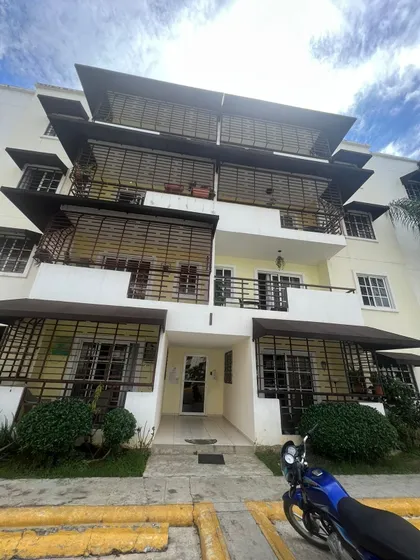 Se Renta Apartamento 3er Piso San Isidro Palmera Oriental 