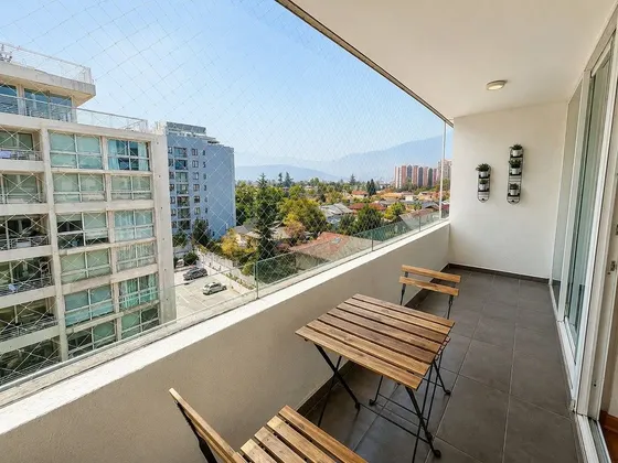 Venta Impecable Depto A Pasos Metro En Las Condes