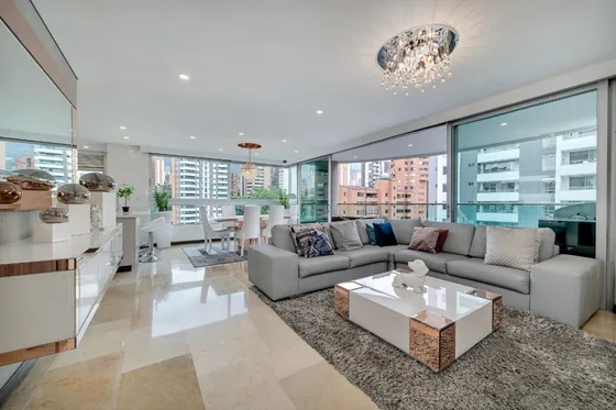 Venta De Apartamento Amoblado En El Poblado, Castropol
