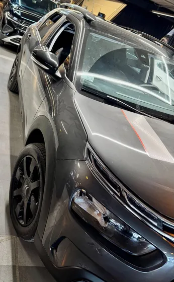 Citroën C4 Cactus 1.6 Noir 165 At6