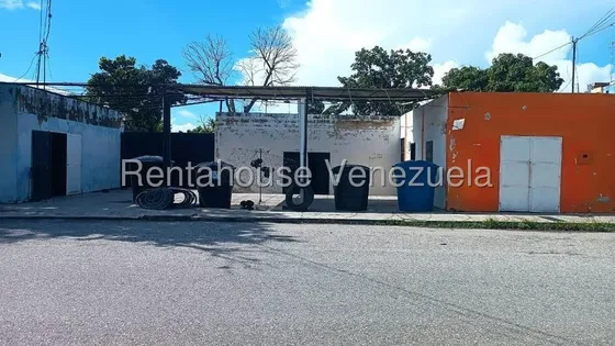 Iris Marín Vende Terreno De 611 Mts Con 3 Locales Comerciales A Nivel De Calle Ubicado En Cabudare Cerca De La Av La Mata