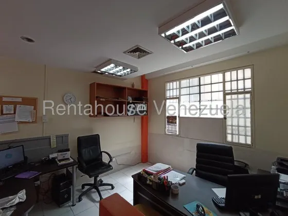 Oficina En Venta Bello Monte 25-13839
