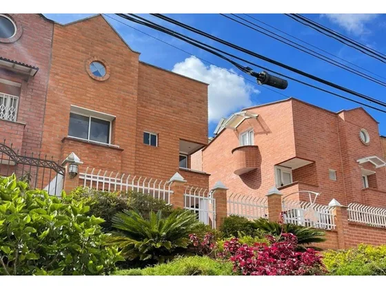 Casa En Venta, Sector Villas Del Hato, Marinilla 