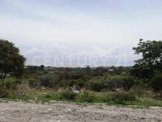 Terreno En Venta En Lomas Del Country, San Nicolas De Ibarra, Chapala