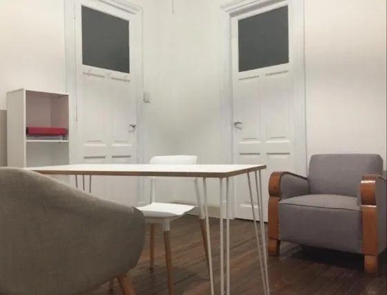 Alquiler De Consultorios Médicos / Terapéuticos Lomas De Zamora