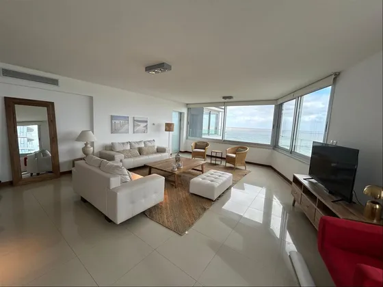 Alquiler Anual De Apartamento En Piso Alto,tiburon 3