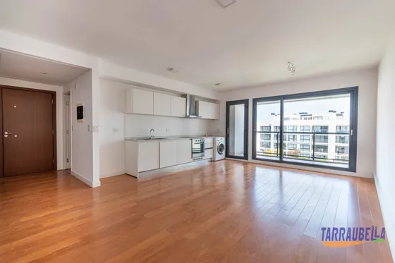 Departamento De 4 Ambientes Con Cochera - Vilanova Haedo