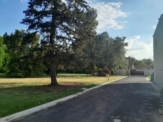 Terreno En Barrio Cerrado Con Porton - Gorriones 2 - Bella Vista 