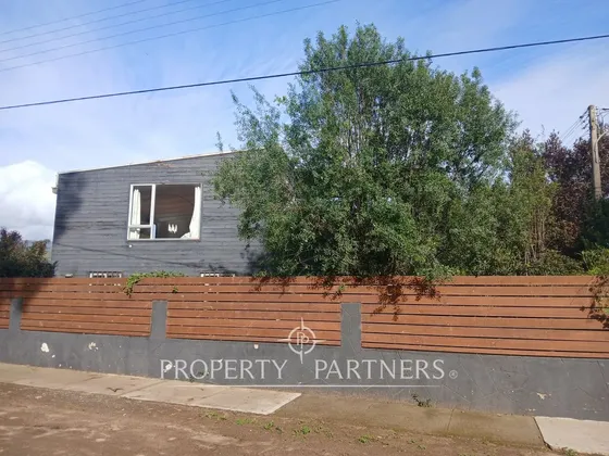 Casa Esquina Excelente Ubicación En Laguna De Zap...